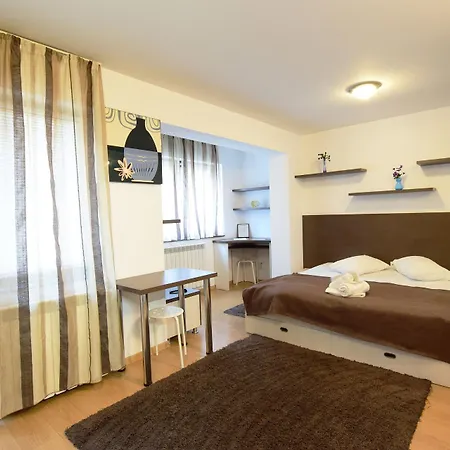 Decebal 3* Bükreş