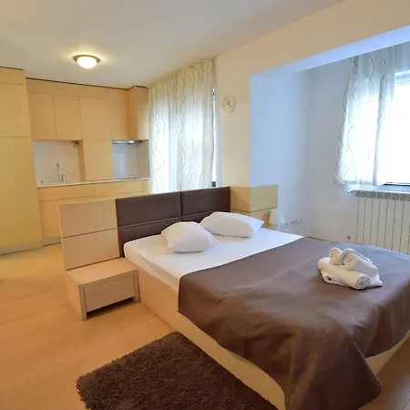 Decebal Apart Otel