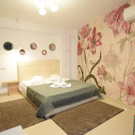 Apart Otel Decebal Bükreş