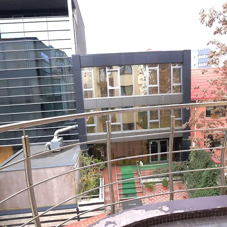 Decebal Aparthotel Boekarest
