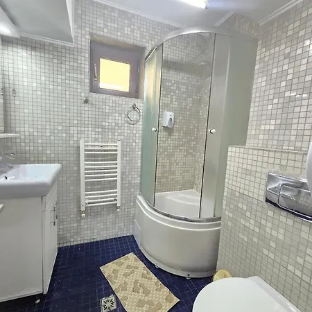 Decebal Aparthotel 3*