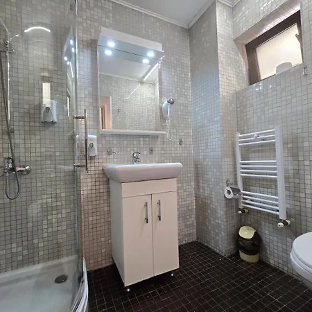 Decebal 公寓式酒店