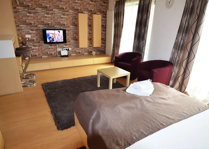 Decebal 3* Bucureşti