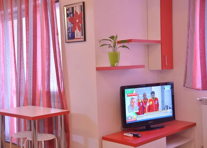 Decebal Aparthotel Boekarest