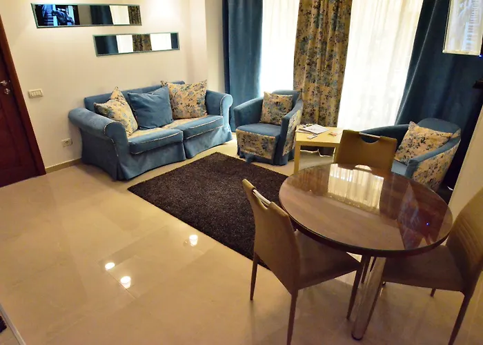 Decebal 3* Bucureşti