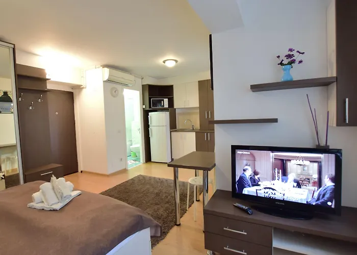 Decebal 3* Bucureşti