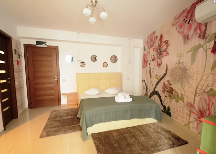 Decebal 公寓式酒店 3*